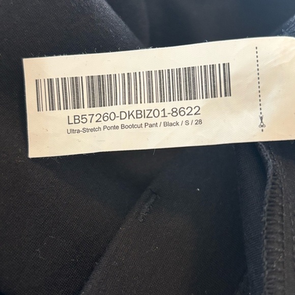 Quince Women’s Ultra-Stretch Ponte Bootcut Pant - size S - Picture 7 of 8